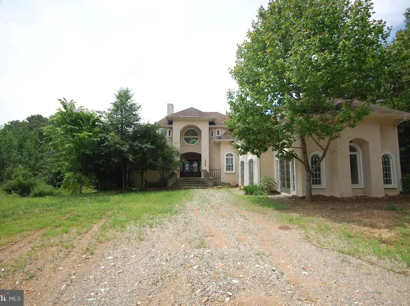 3950 Crestwood Pl, Indian Head, MD 20640