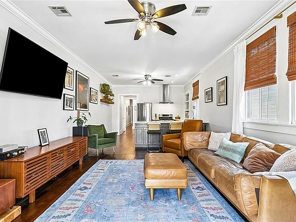 5th image of 4532-34 Orleans Ave