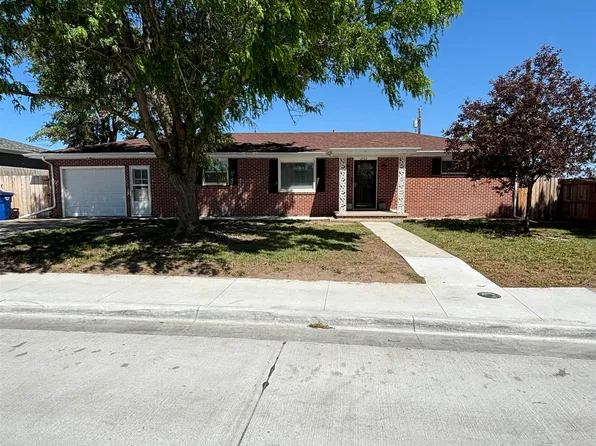 2702 Fort St, Hays, KS 67601