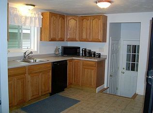 16 Mill Rd, Fairhaven, MA 02719