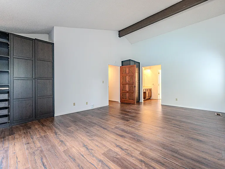 327 Clarkin Ct — Photo 29