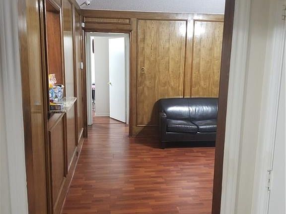 5th image of 2318 Shalimar Dr