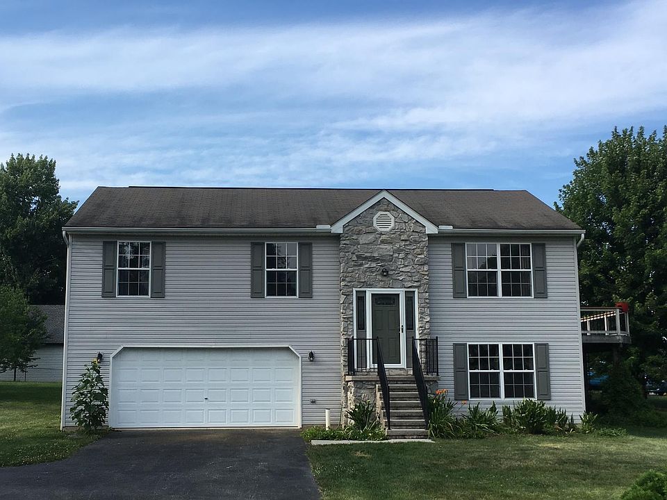 1st image of 257 Lake Meade Dr