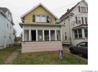 117 W Chestnut St, East Rochester, NY 14445