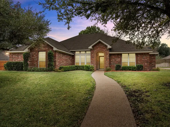 9304 Spring Ridge Cir, Woodway, TX 76712