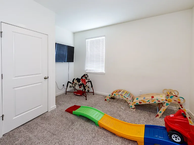 10213 Castor Dr — Photo 27
