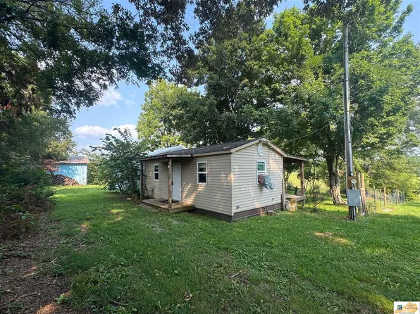 760 Potato Cave Rd, Glasgow, KY 42141