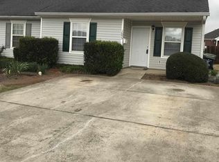 1695 Summerwoods Cir, Griffin, GA 30224