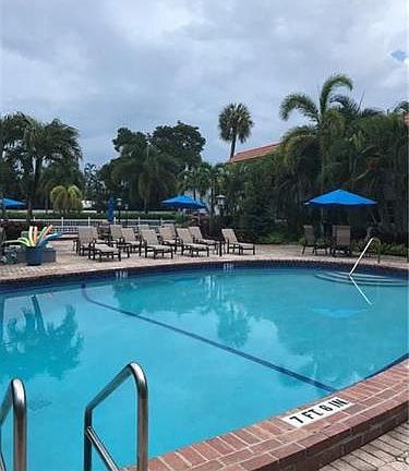 2nd image of 649 W Oakland Park Blvd APT 208A