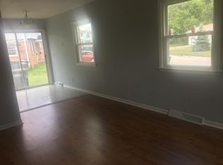 2434 Cypress Dr, Bettendorf, IA 52722