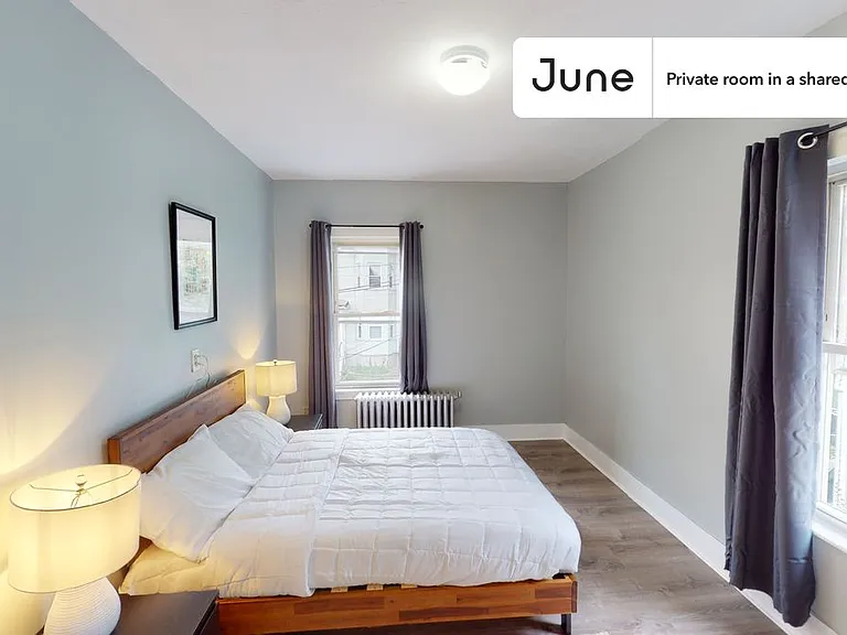 11 Islington St #E — Photo 1