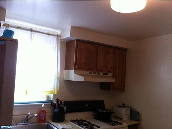 3rd image of 6018 N Norwood St