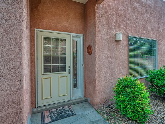 4th image of 2804 Calle Grande NW