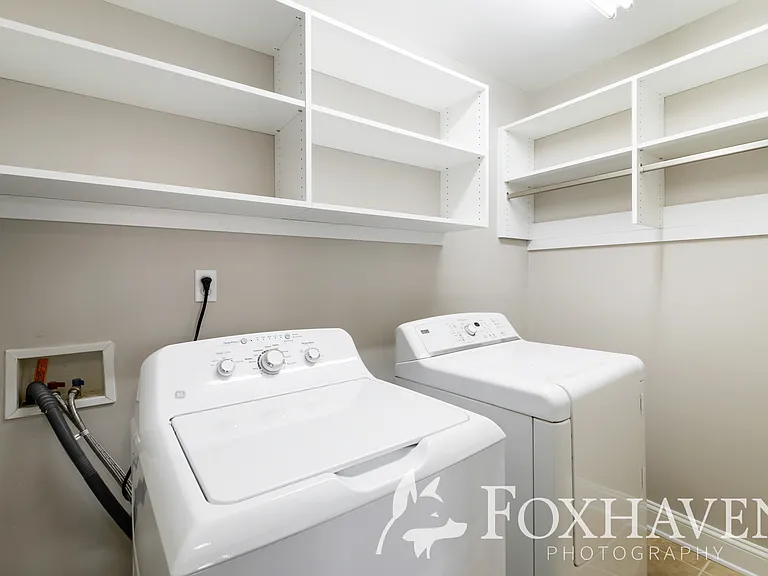 1137 E Keswick Rd #2 — Photo 29