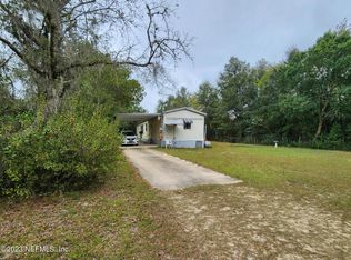 212 Dunham Ave, Interlachen, FL 32148