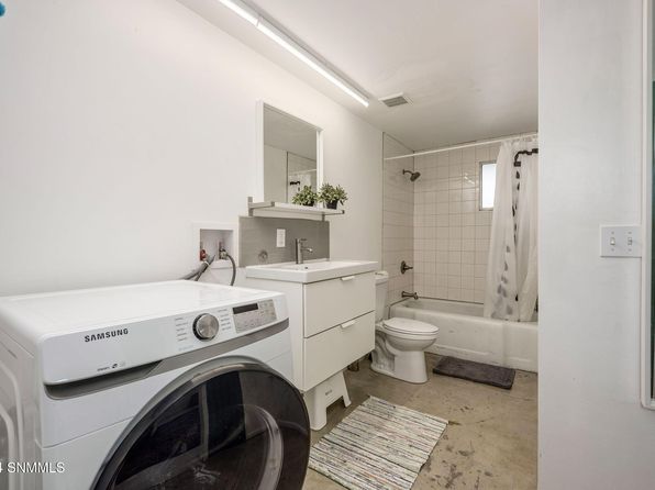 las-cruces-new-mexico-350407844 picture