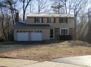 8601 Marsh Ct, Springfield, VA 22153