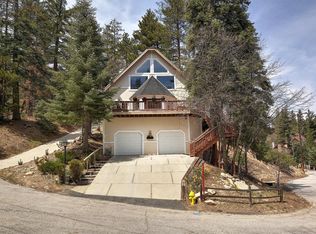 220 Spyglass Ct, Lake Arrowhead, CA 92352