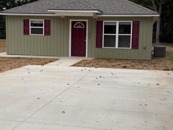 214 9th St, Obion, TN 38240