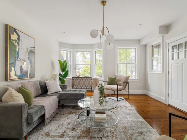 185 Putnam Ave Unit 185, Cambridge, MA 02139