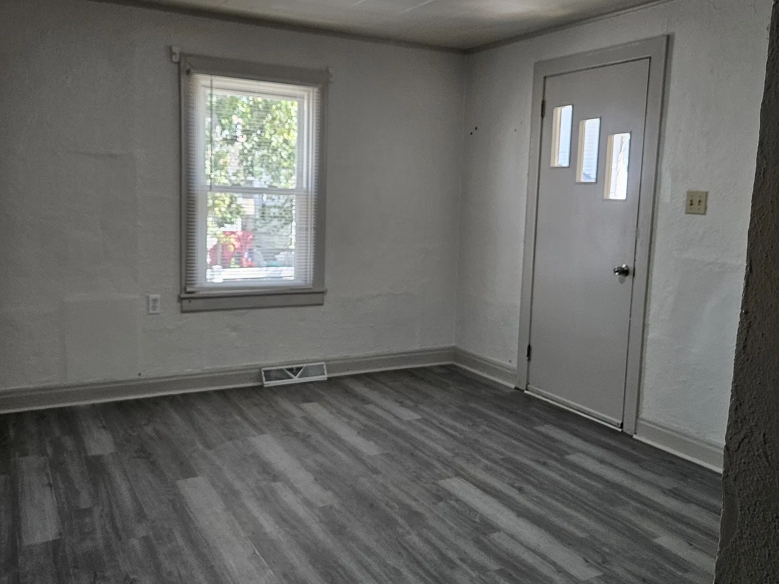 1 bed, $895 — Photo 3