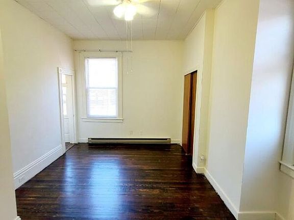 5th image of 3030 Grove Ave APT 4