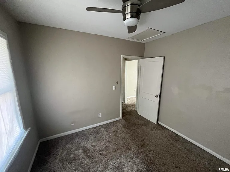 506 Caroline St #B — Photo 10
