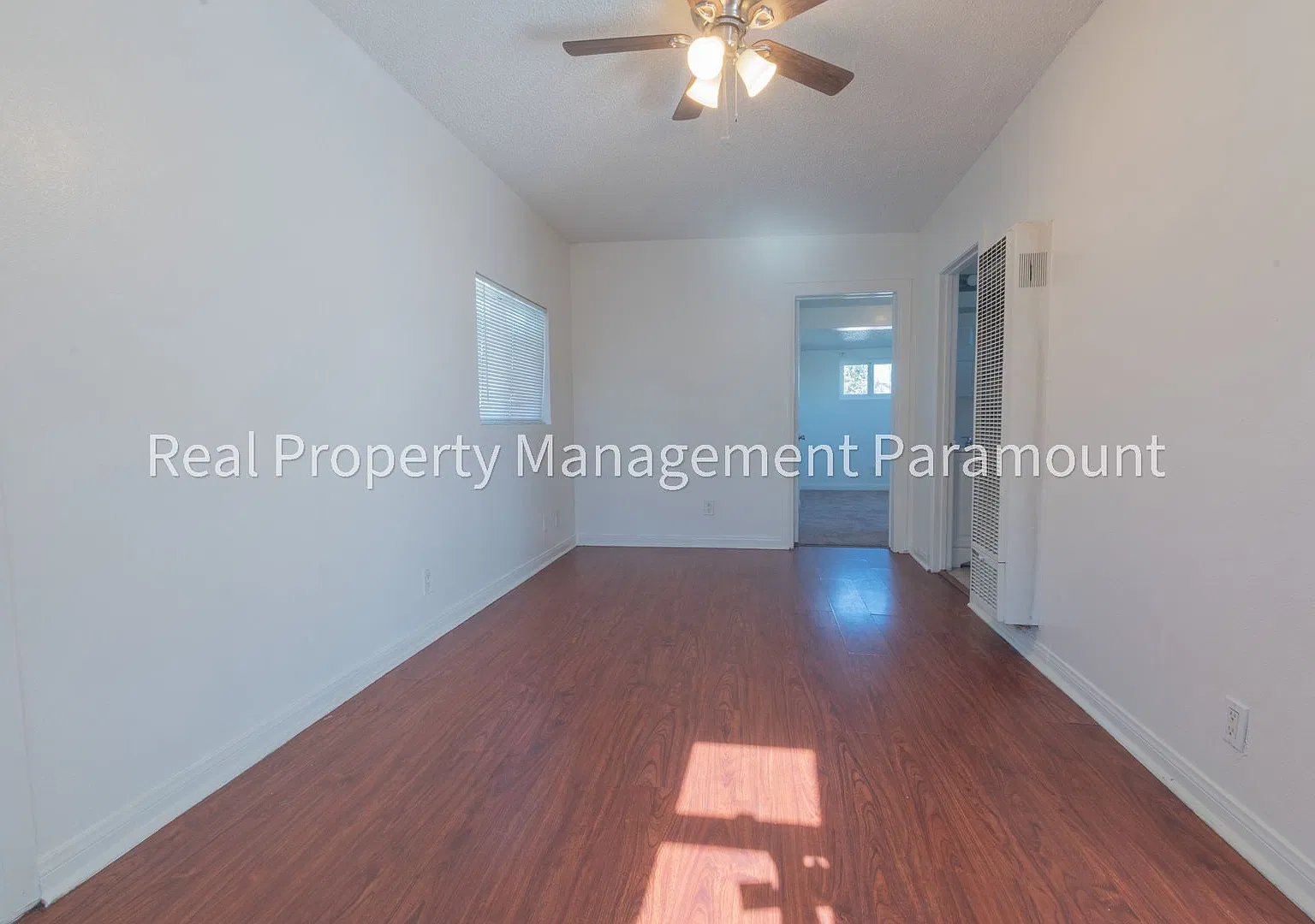 Refurbished apartment — Photo 4