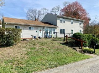 3979 Hazelwood Dr, Monroeville, PA 15146