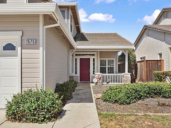 5th image of 1575 Grace Ct