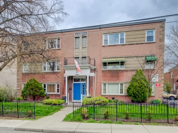137 Emerald St S, Hamilton, ON L8N 2V4