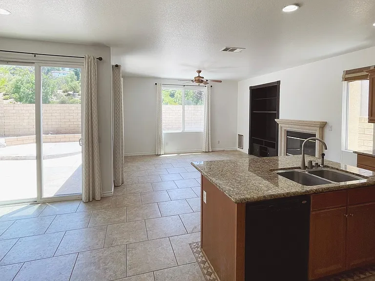 19608 Alyssa Dr — Photo 11