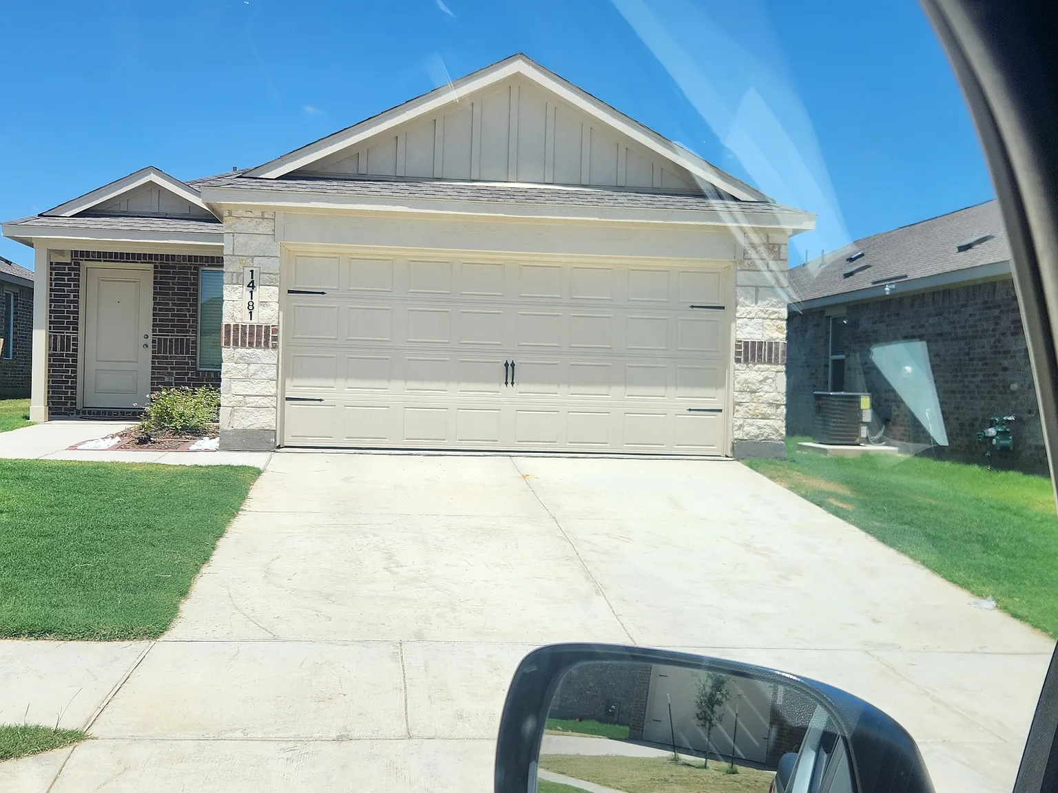 4 bed, 1655 sqft, $2,000 — Photo 1