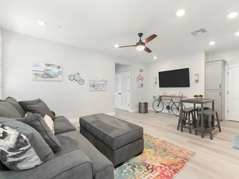 Ranch View Dr — Photo 7