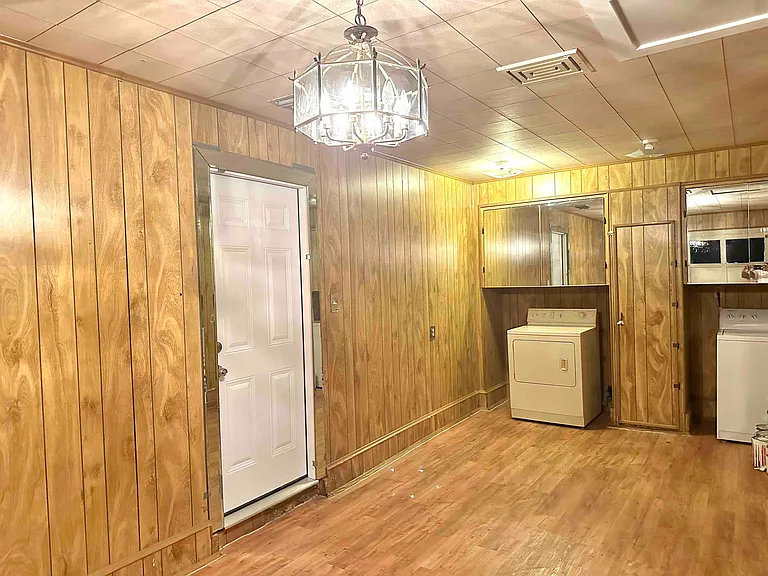 8109 Georgian Dr #A — Photo 10