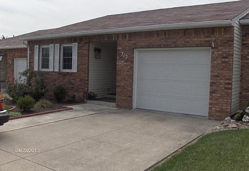 2nd image of 712 Chestnut Dr