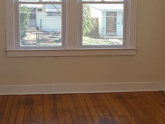 4th image of 206-208 E Marceau St