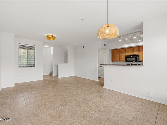 4th image of 2402 E 5TH Street #1591