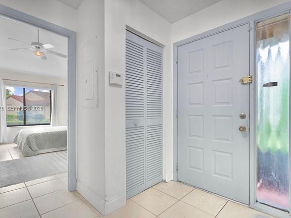 4th image of 3539 Inverrary Blvd W