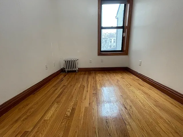 535 45th St #6B — Photo 4