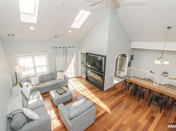 105 Roseland Ave Unit 1204, Caldwell, NJ 07006