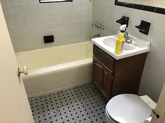 Rented by Owner | media 8