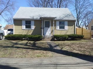 277 Edendale St, Springfield, MA 01104