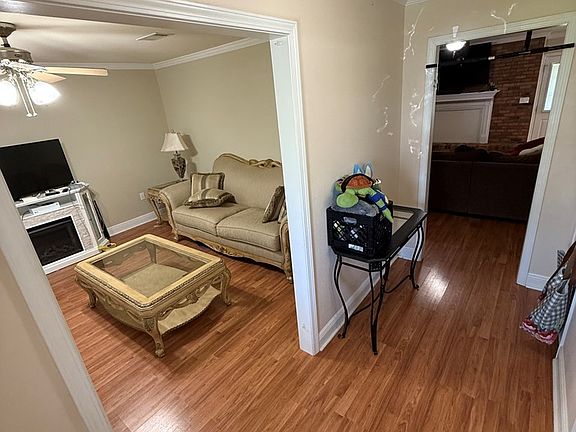 4th image of 612 Esplanade Ave
