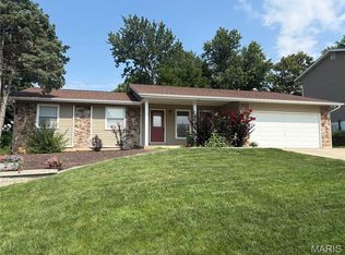 606 Willow Wood Ct, Saint Charles, MO 63303