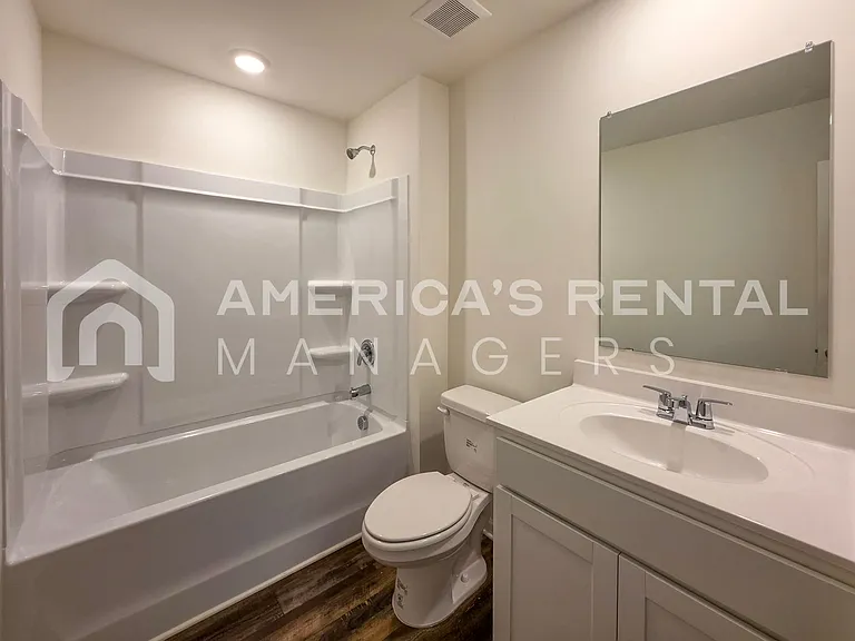 4325 Henry Rd — Photo 19
