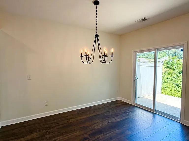 610 Santa Clara Dr — Photo 8