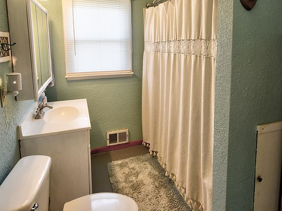 5th image of 1808 N 49th St