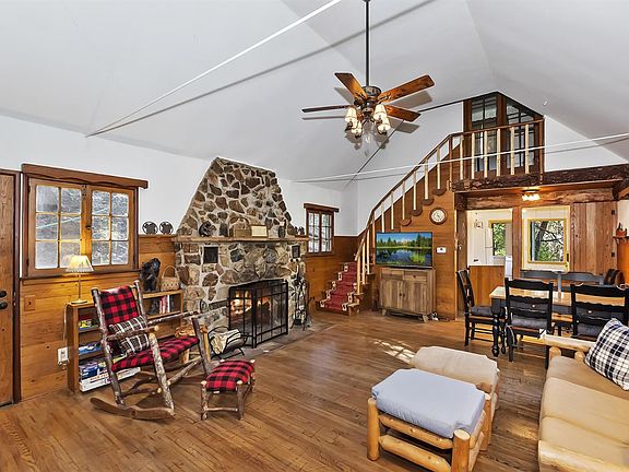 5th image of 22726 Crest Forest Dr