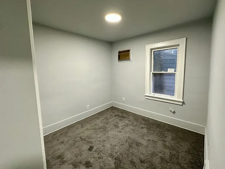 1032 & 1034 Clay St — Photo 6